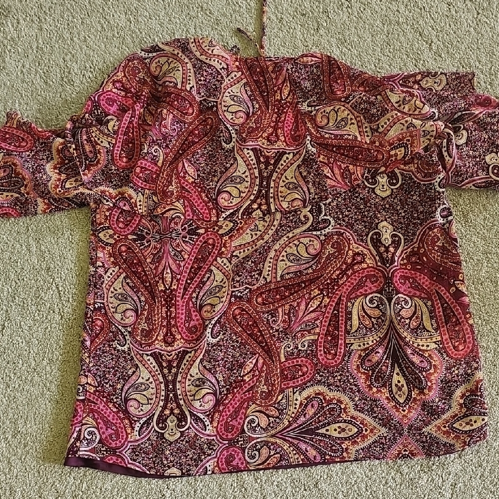 Ann Taylor Pink and Red Graphic Blouse with Mandarin Collar - Picture 5 of 8